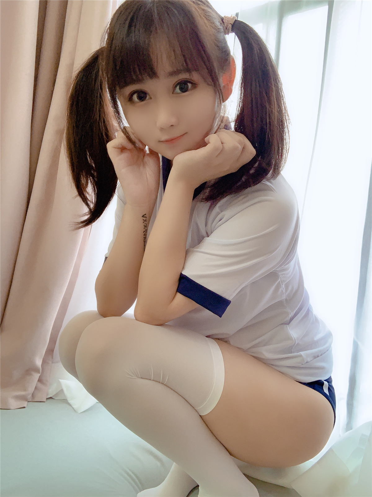 是依酱吖 体操服[31P-48MB]