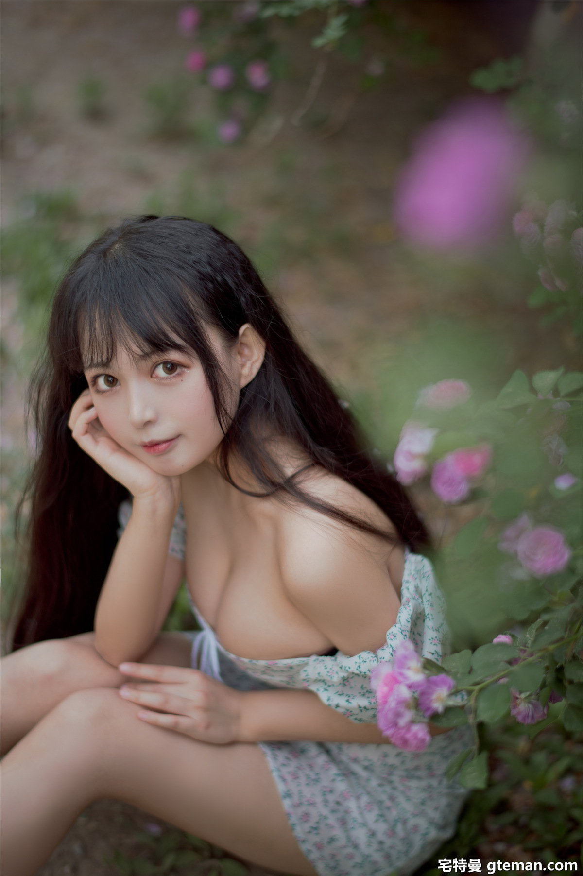 黑猫猫OvO 蔷薇2 [27P-286MB]