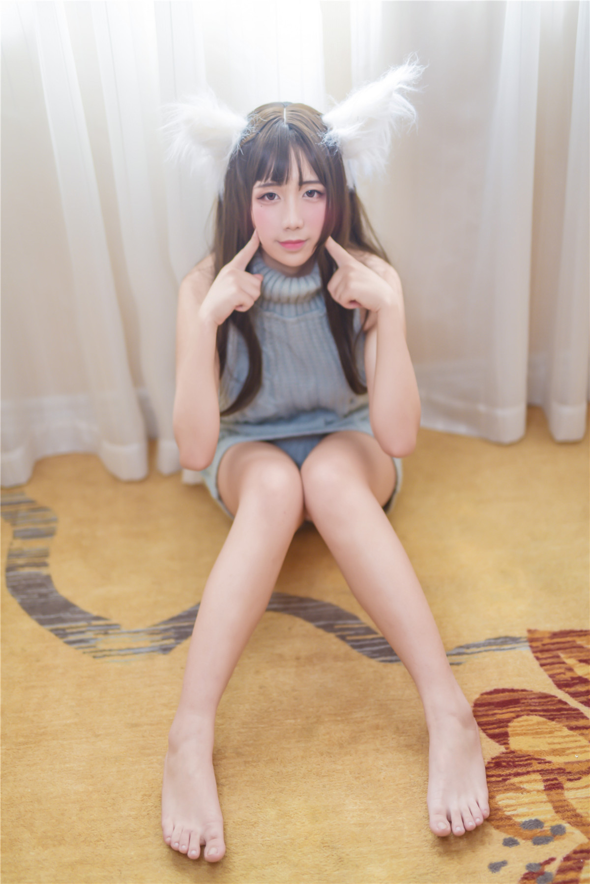 九曲Jean 露背毛衣 [44P-90MB]