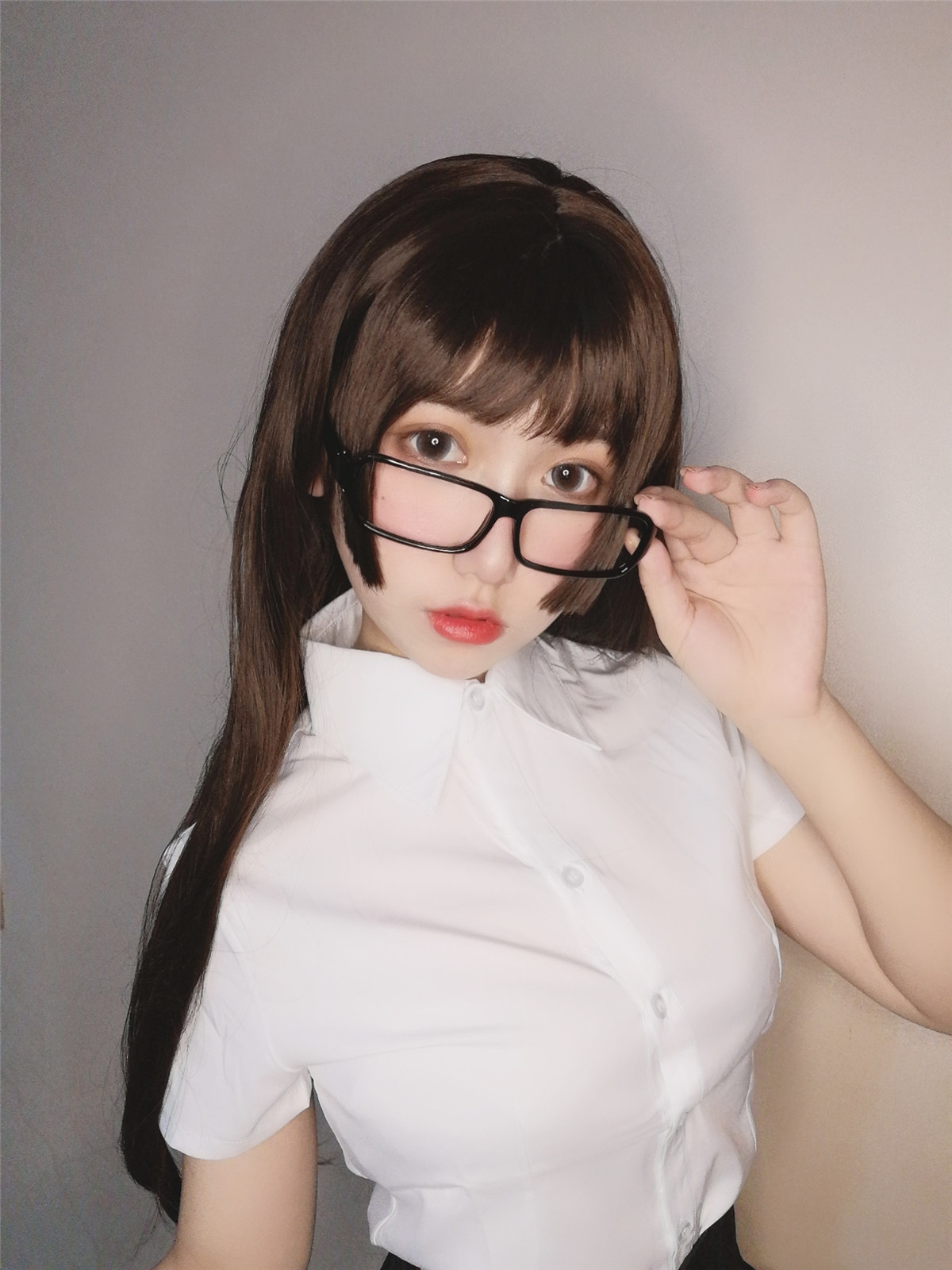 芋圆侑子 醉酒小秘书[53P4V-92MB]